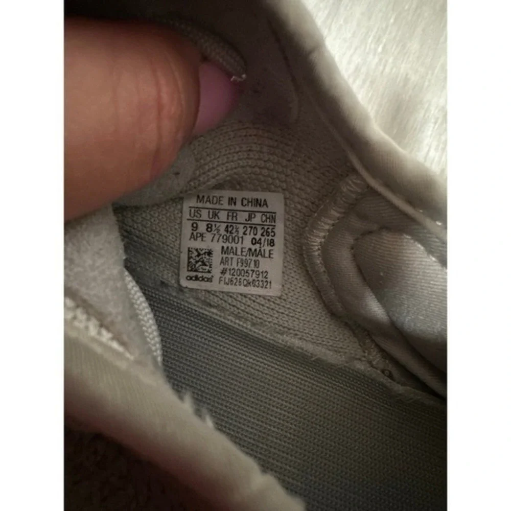 Adidas Yeezy Boost 350 V2 Light Tan Mens Size 9 Shoes